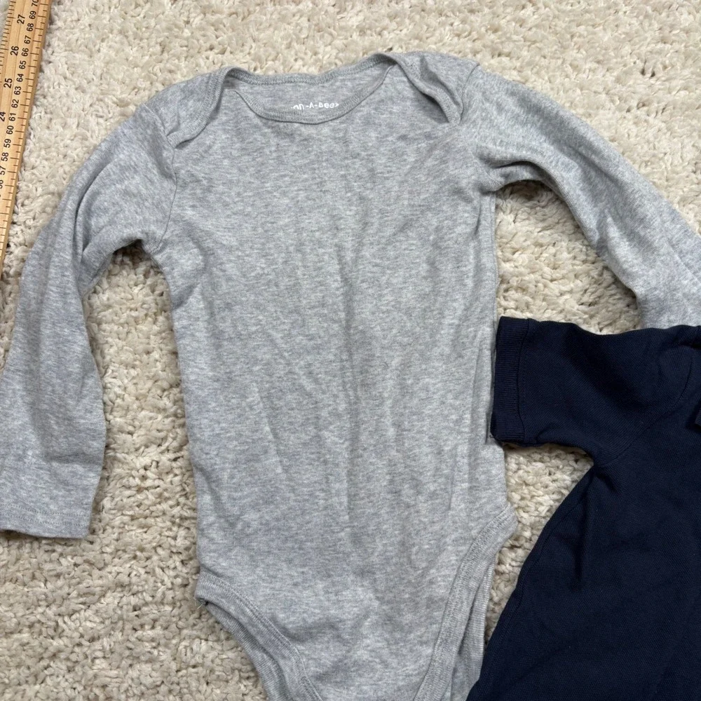 OshKosh B'gosh & Wann-A-Bees Boys‎ 18m Polo and Gray Long Sleeve Bodysuit Set